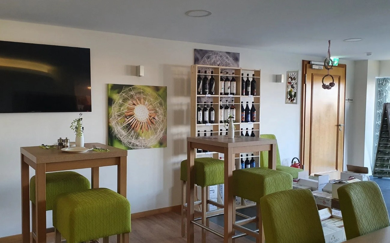 Warder Vinothek
