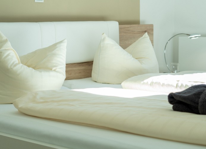 ... Doppelbett ...
