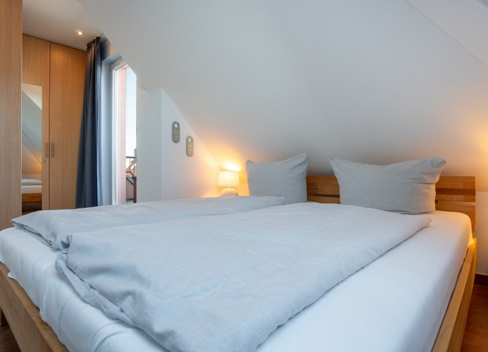 ... separatem Schlafzimmer