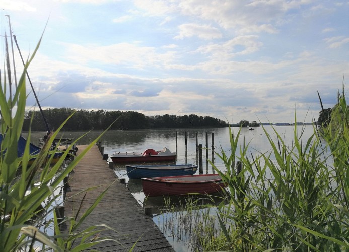 ... mit Bootsanleger