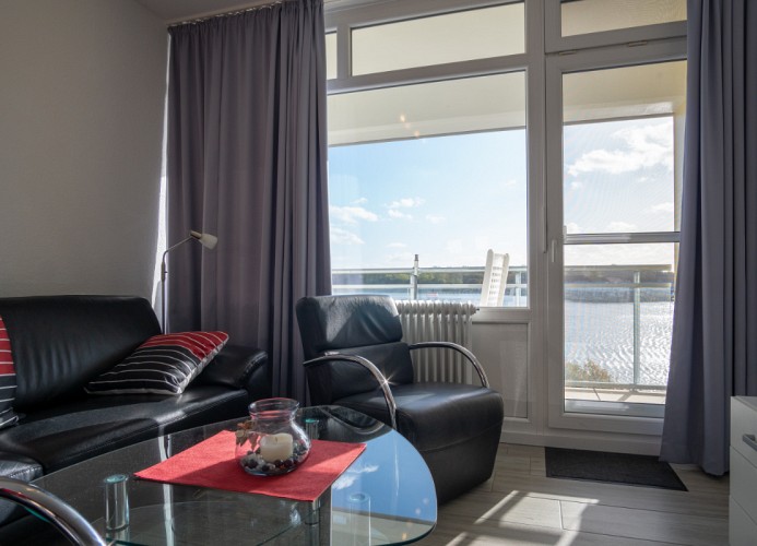 ... im Wohnzimmer ...