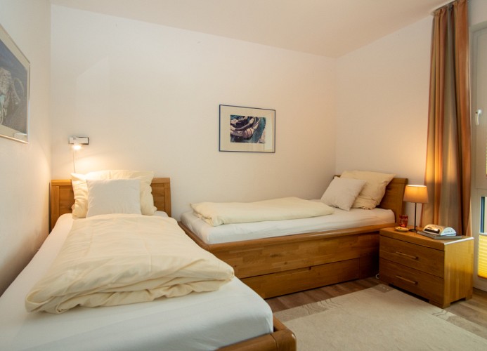 zwei Einzelbetten ...