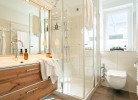 modernes Duschbad