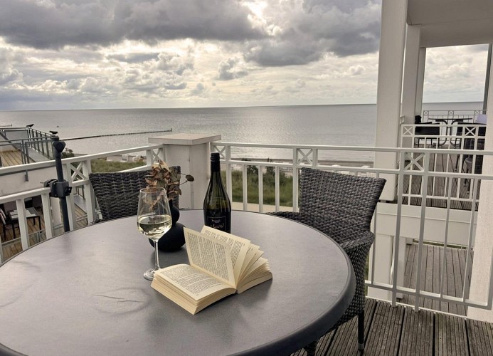 Balkon mit Meerblick