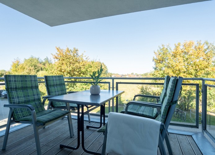 gemütlicher Balkon mit ...