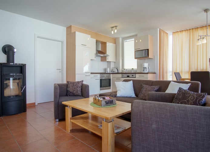 ... mit Kaminofen ...