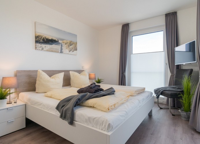 ... Doppelbett und ...