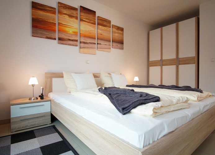 Schlafzimmer ...