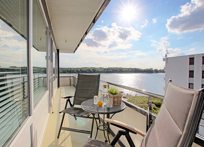 Balkon mit Blick zur Ostsee und zum Binnensee