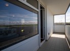großer Balkon ...