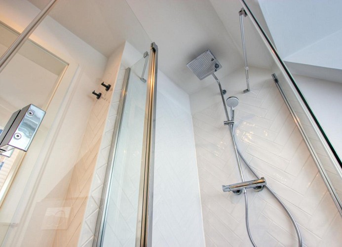 Dusche