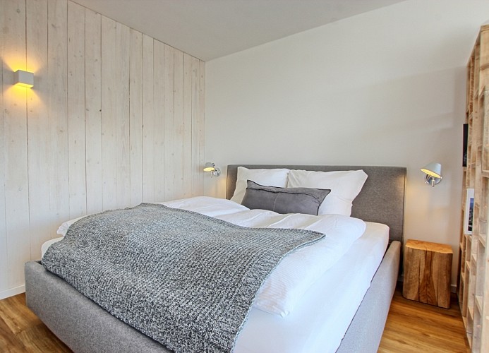 gemütliches Doppelbett