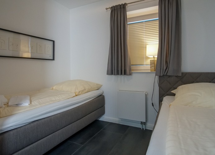 2. Schlafzimmer