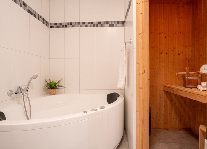 .. mit Whirlpool ...