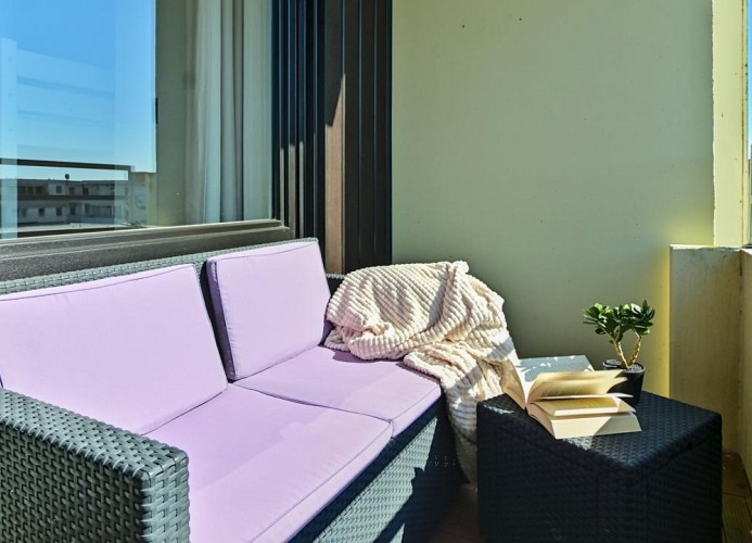 sonniger Balkon