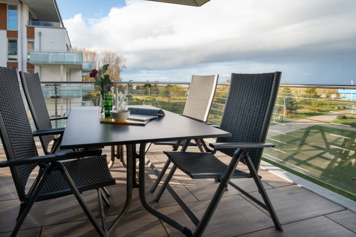 Balkon mit ...