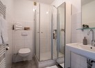 modernes Duschbad