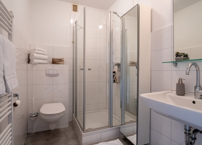 modernes Duschbad