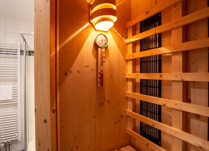 ... eigener  Sauna