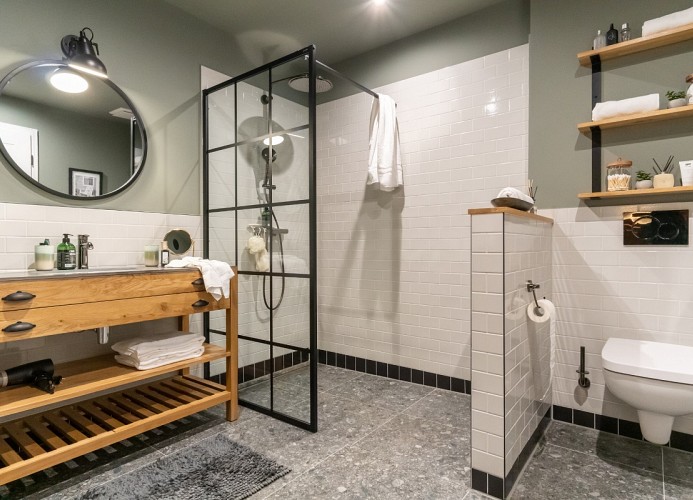 stylisches Duschbad ...