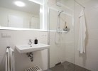 ... einer Walk-In-Dusche