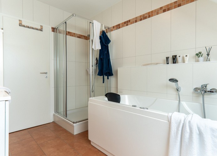 Dusche und ...