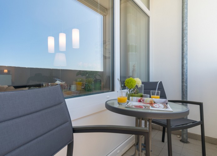 sonniger Balkon ...