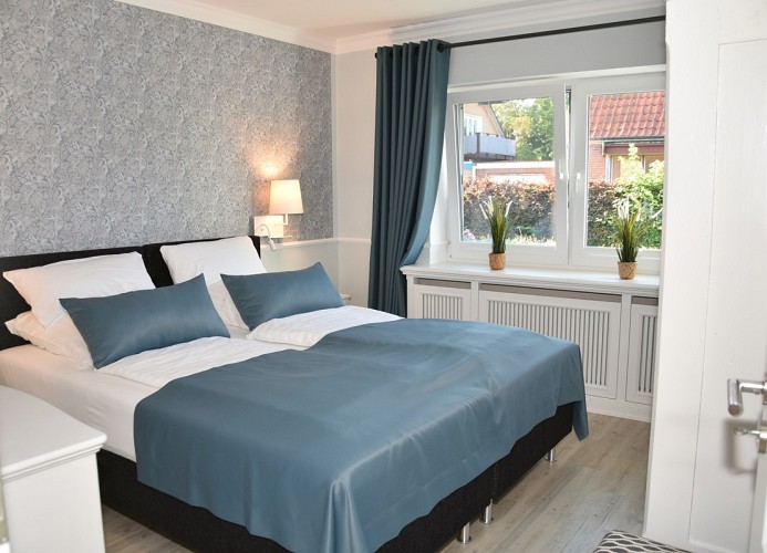 2. Schlafzimmer