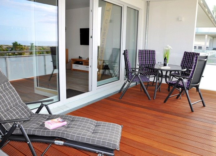 ... und überdachtem Balkon