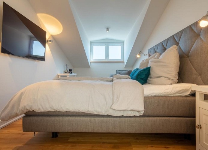 2. Schlafzimmer ...