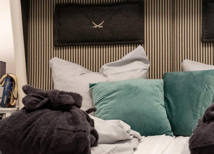 ... Doppelbett ...
