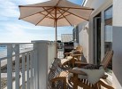 ... großen Balkon ...