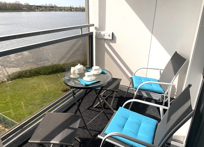 ... in Südlage mit ...