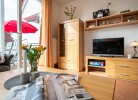 ... zum Balkon