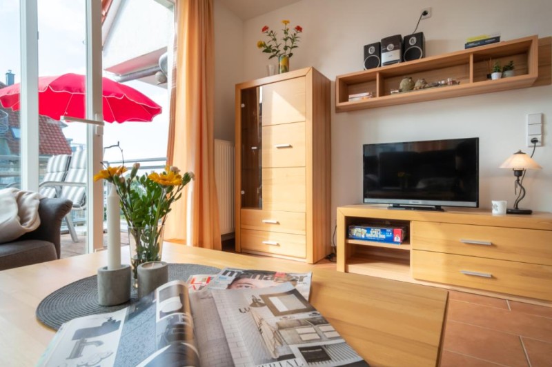 ... zum Balkon