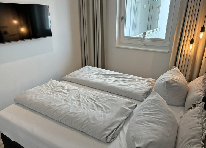 Schlafzimmer unten