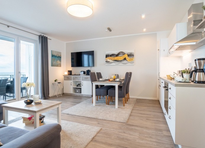 ... modern eingerichtes ...