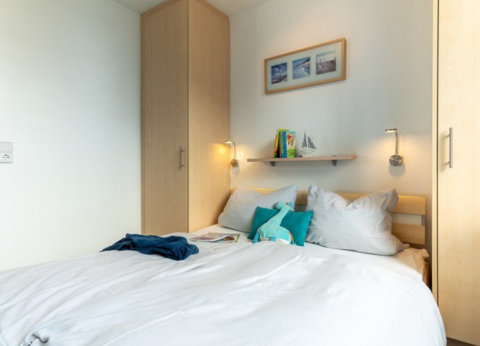 ... Doppelbett und ...