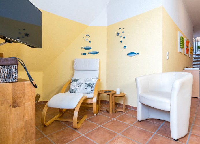 ... mit Leseecke ...