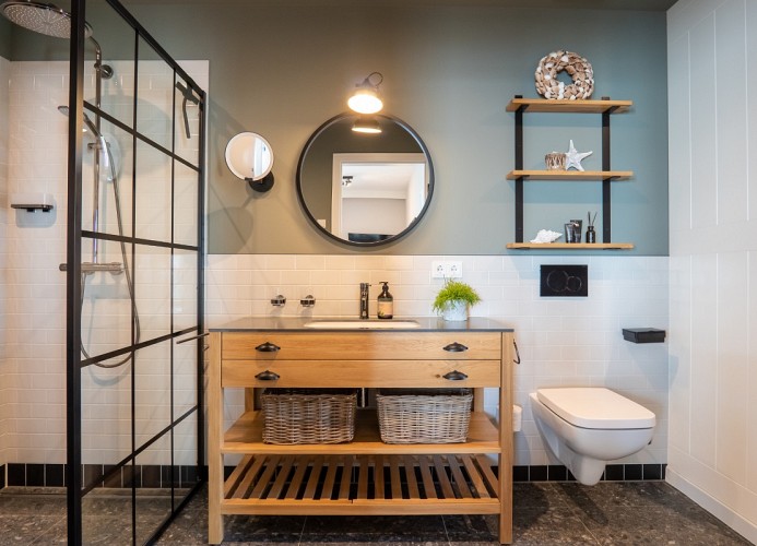 styliches Duschbad ...