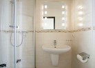 modernes Duschbad