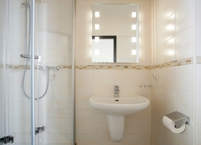 modernes Duschbad