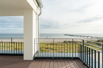 ... der großen Dachterrasse