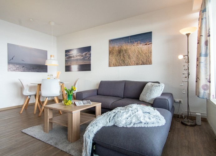 ... mit kuscheliger Sitzgruppe