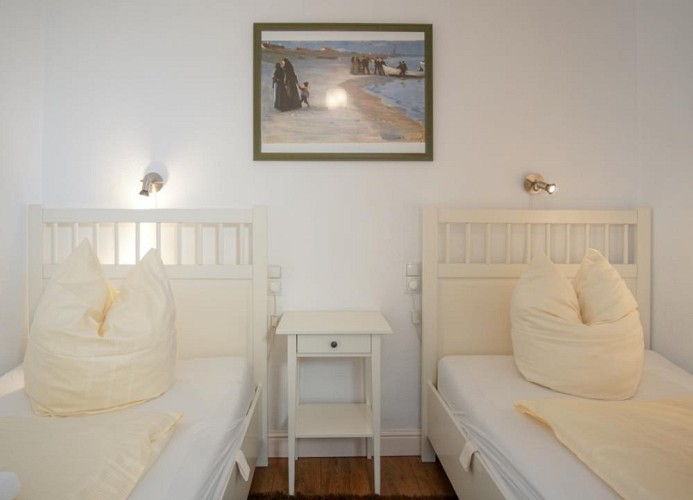 ... im abgeteilen Schlafraum