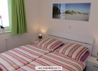 Schlafzimmer mit Doppelbett